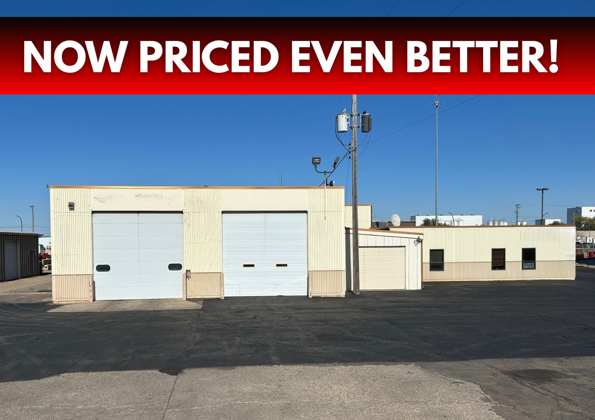 PRICE REDUCED!! 1008 W Delaware St