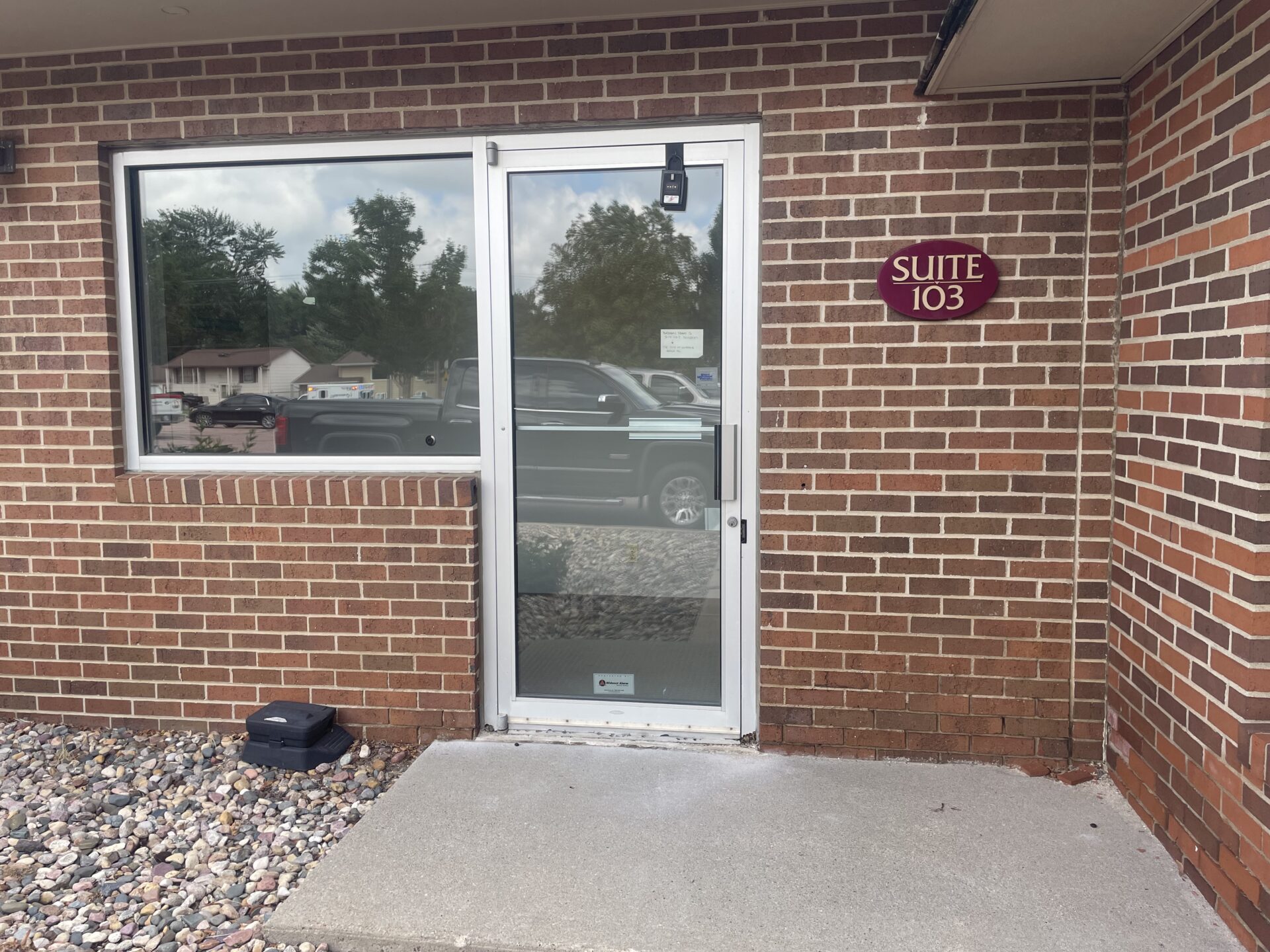 400 S Sycamore Ave Suite 103-1 | For Lease